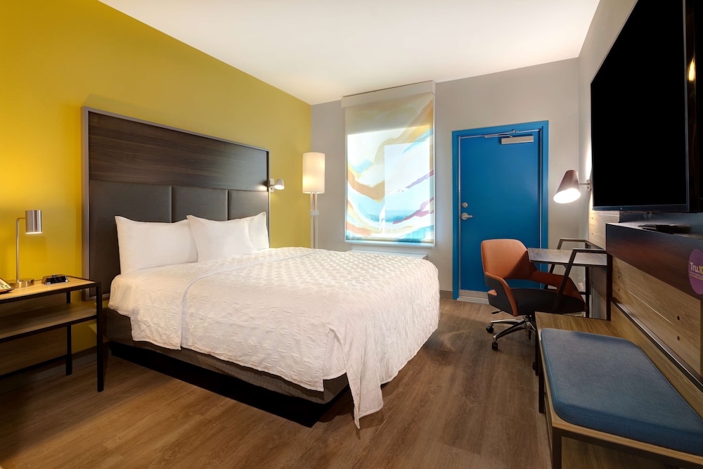 tru by hilton galveston