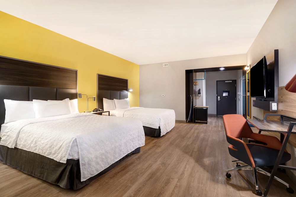 tru by hilton galveston