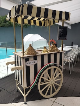 holiday inn dijon by ihg