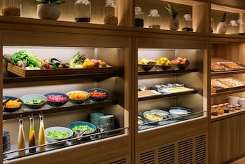 hilton garden inn kyoto shijo karasuma