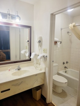 howard johnson by wyndham hannibal