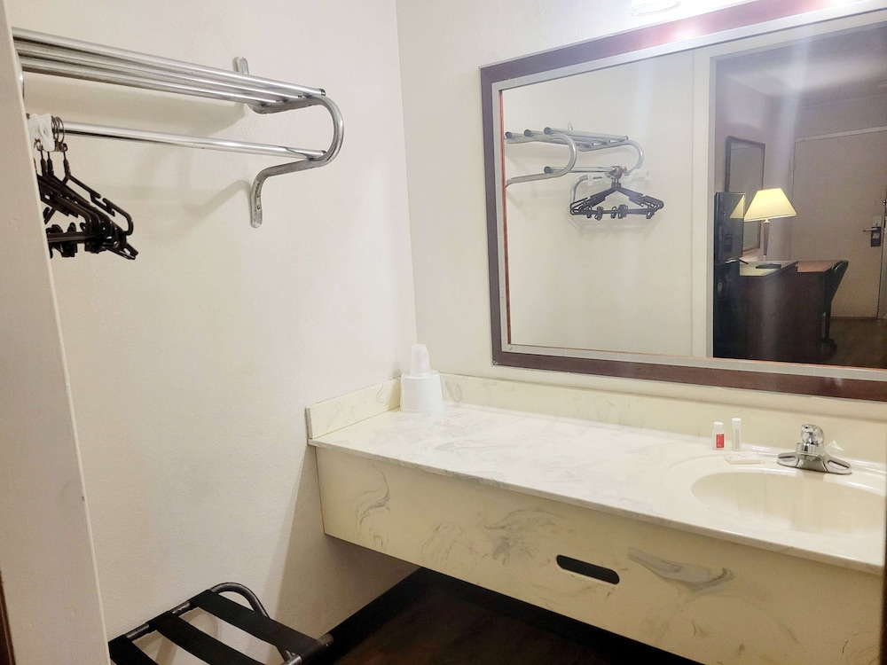 howard johnson by wyndham hannibal