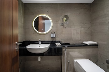 grand ambassador hotel