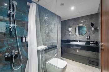 grand ambassador hotel