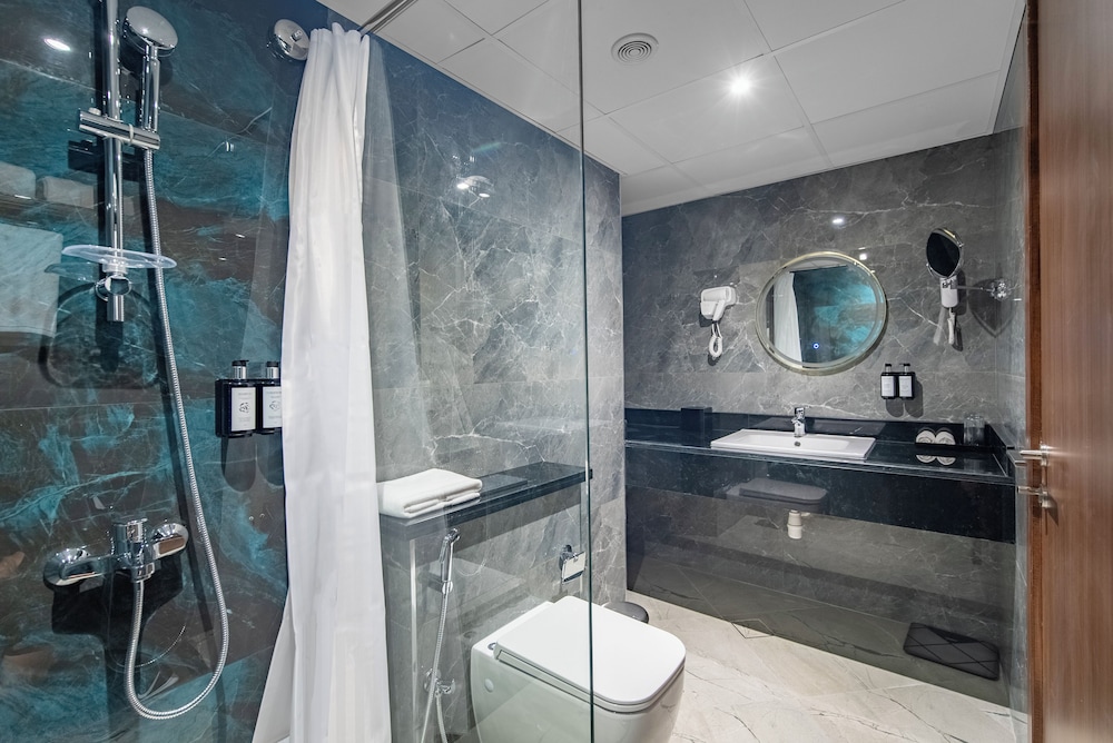 grand ambassador hotel