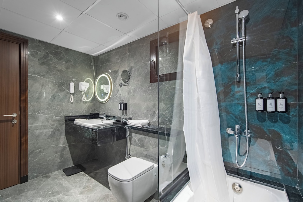 grand ambassador hotel