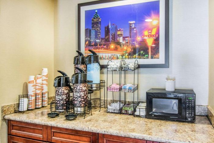 comfort inn atlanta downtown south