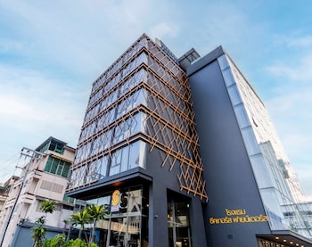 seekers finders rama iv hotel surestay collection by best western