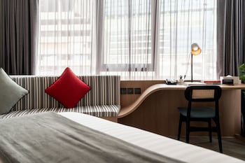 seekers finders rama iv hotel surestay collection by best western