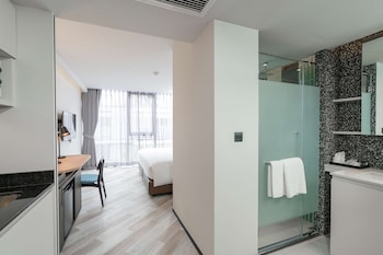 seekers finders rama iv hotel surestay collection by best western