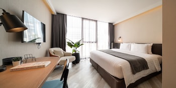 seekers finders rama iv hotel surestay collection by best western