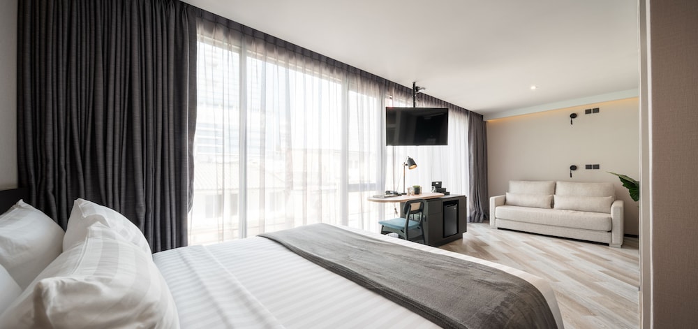 seekers finders rama iv hotel surestay collection by best western