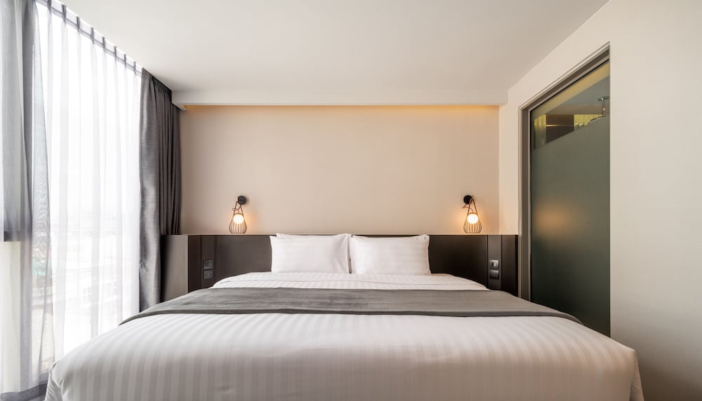 seekers finders rama iv hotel surestay collection by best western