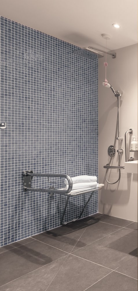 holiday inn barcelona sant cugat