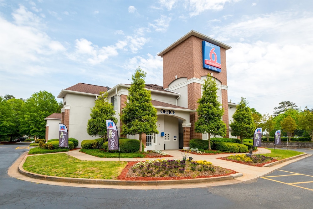 studio 6 roswell ga atlanta