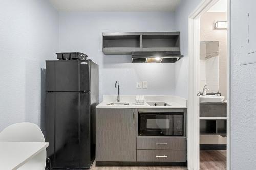 studio 6 roswell ga atlanta