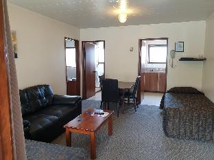 carisbrook motel
