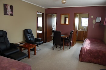carisbrook motel