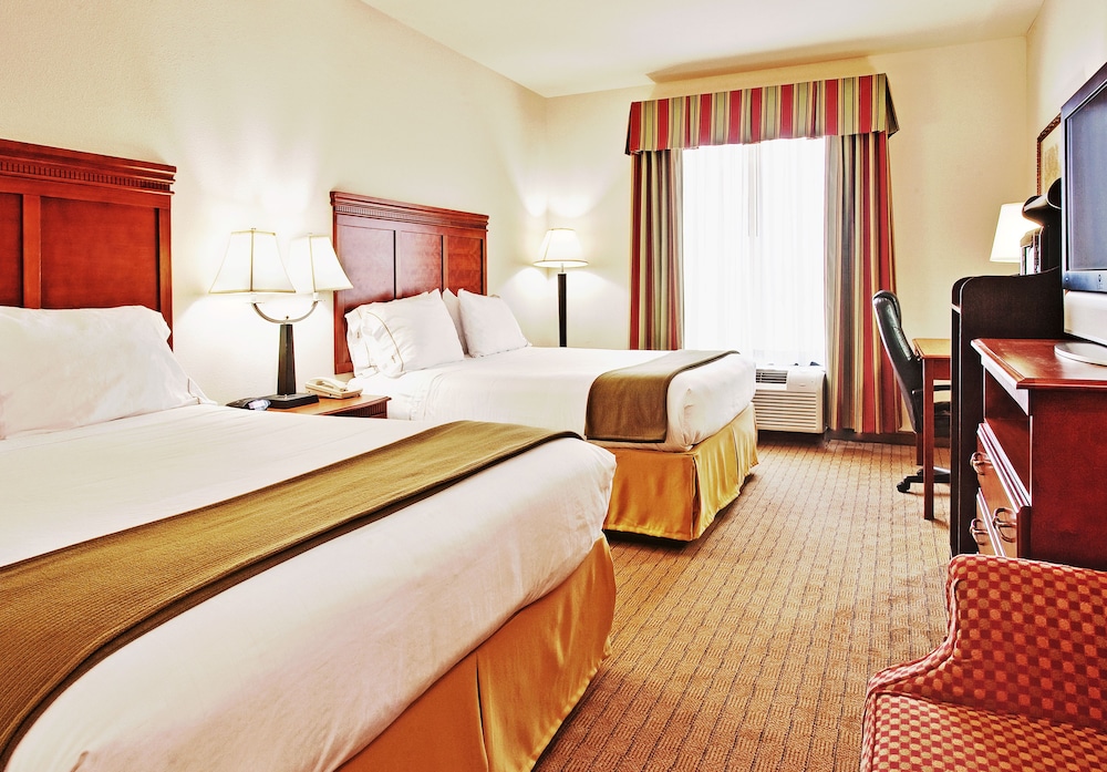holiday inn express hotel and suites dyersburg by ihg