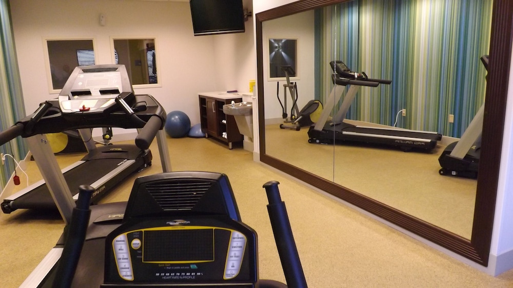 holiday inn express hotel and suites dyersburg by ihg