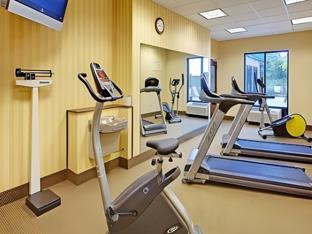 holiday inn express hotel and suites dyersburg by ihg