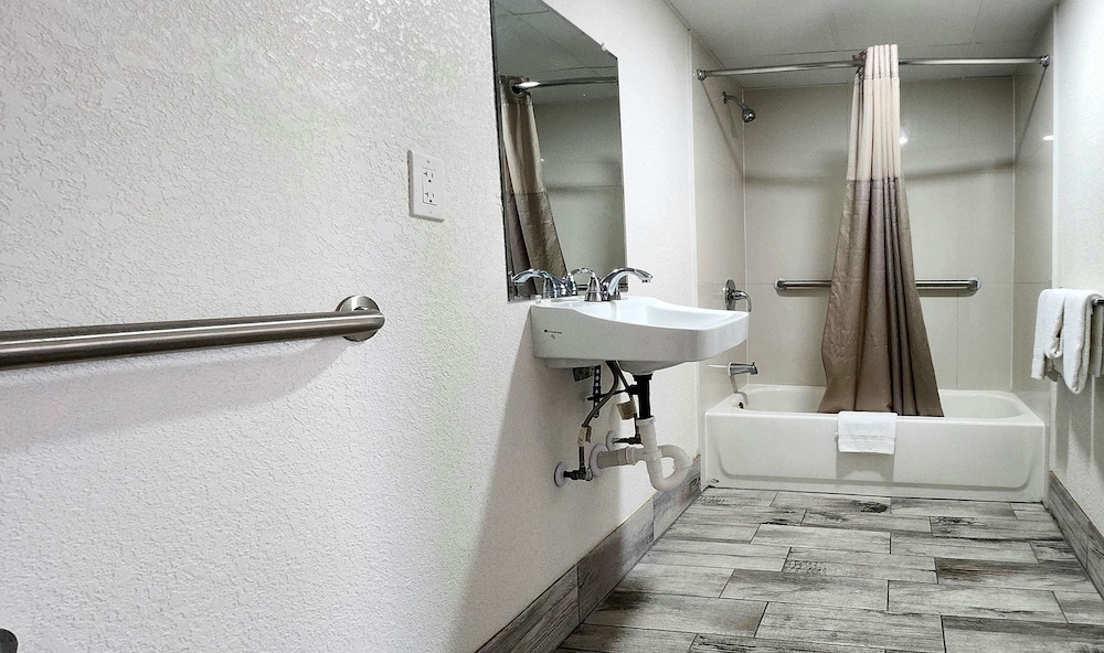 motel 6 columbus ga downtown