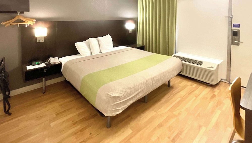 motel 6 columbus ga downtown