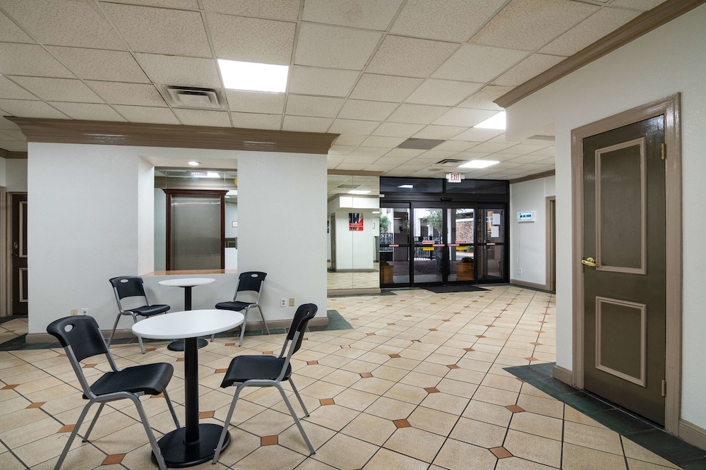 motel 6 columbus ga downtown