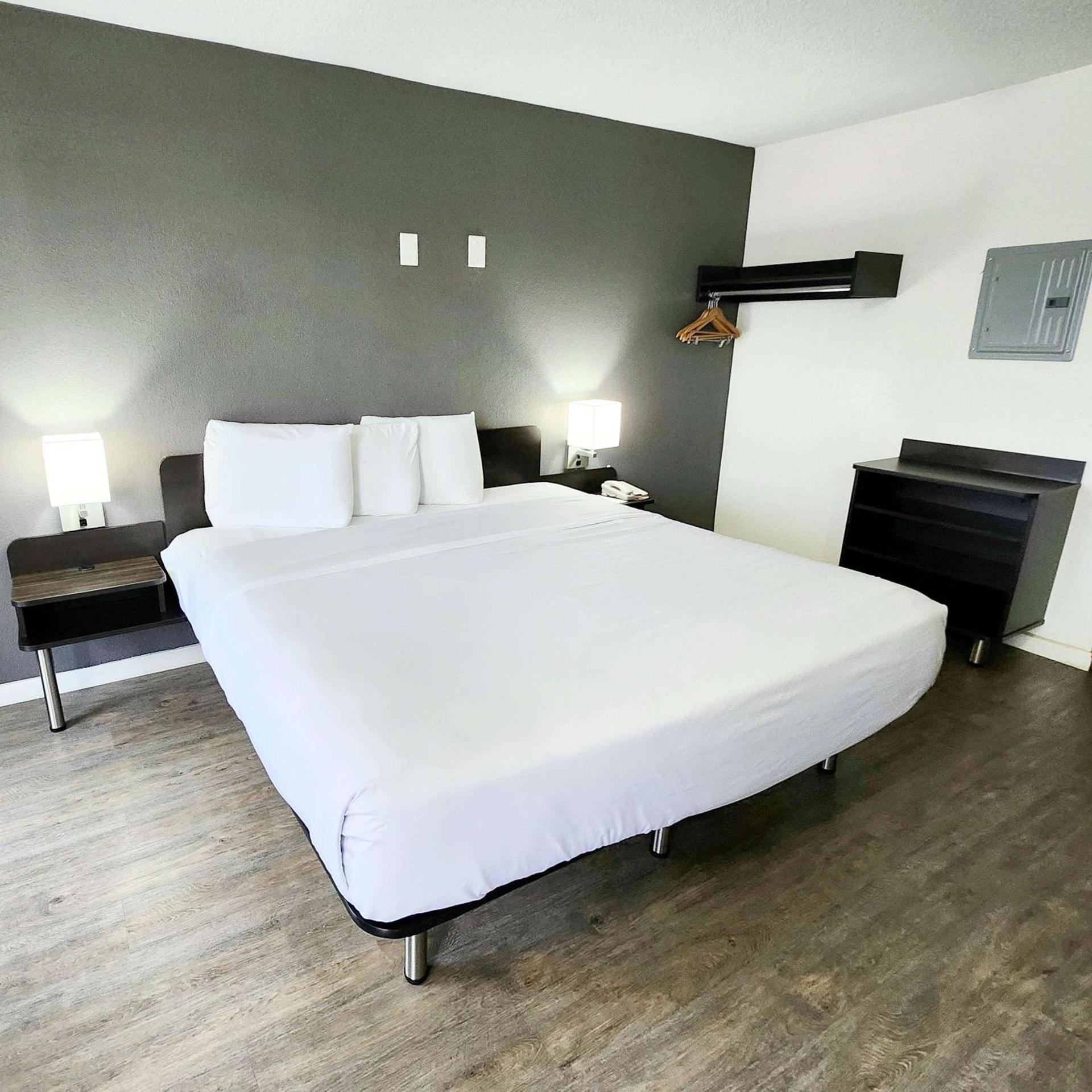 motel 6 columbus ga downtown