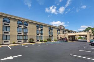 Comfort Inn Edison - New Brunswick,New Jersey>>Edison,3 star