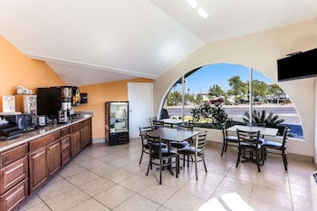 americas best value inn and suites el centro