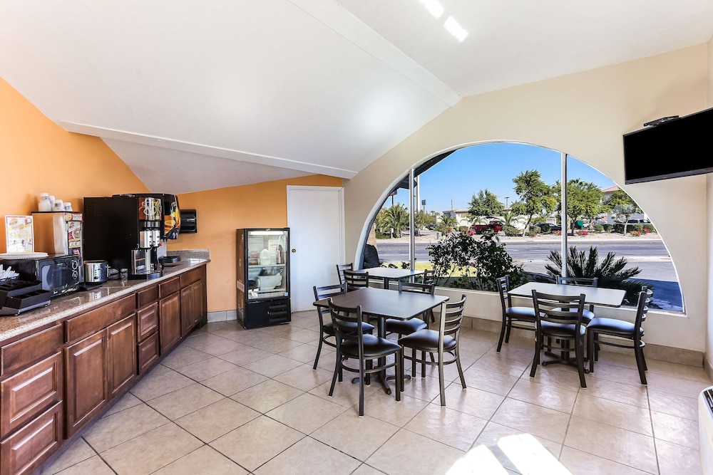 americas best value inn and suites el centro