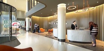 novotel devonport
