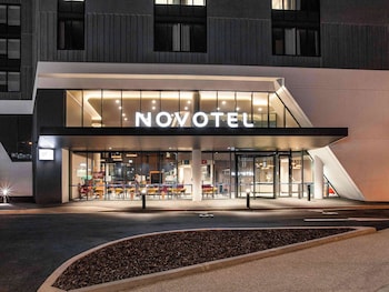 novotel devonport