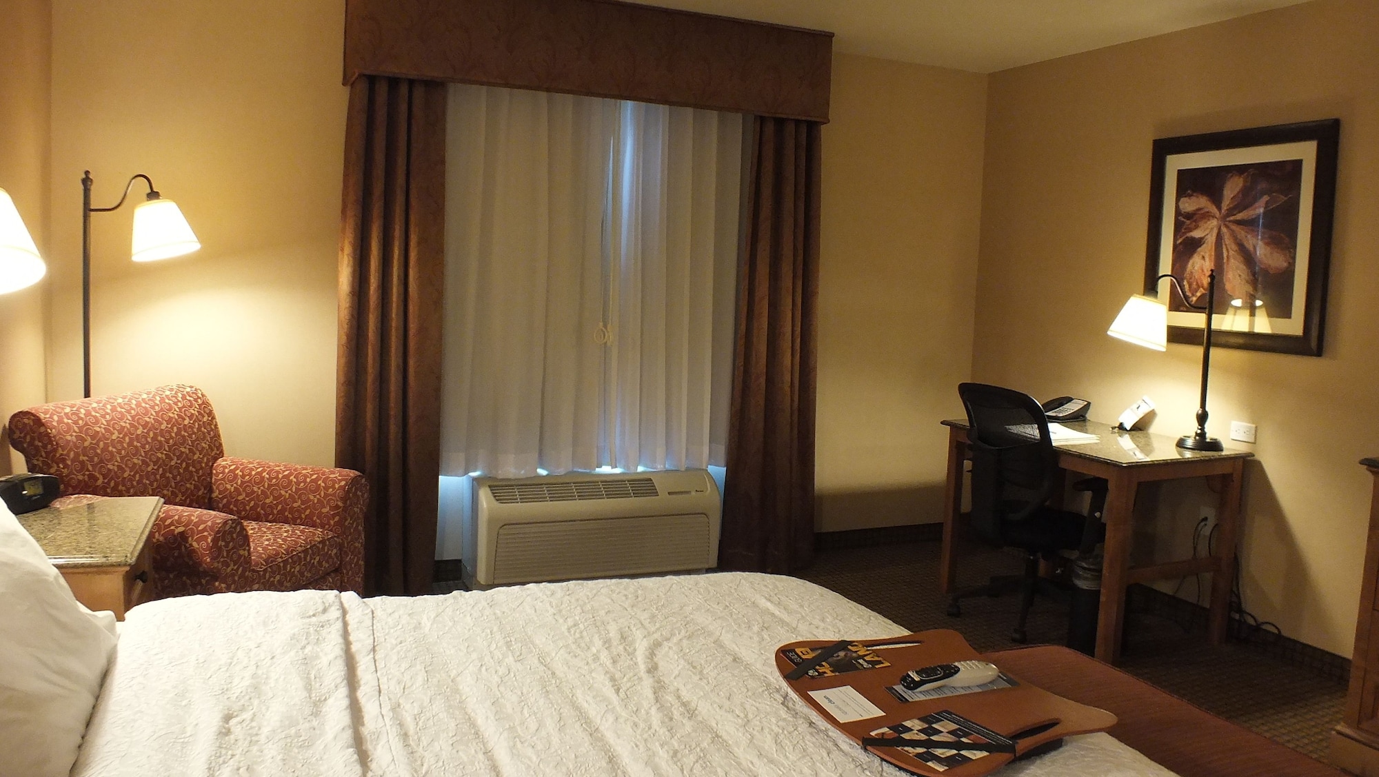 hampton inn and suites buffalo