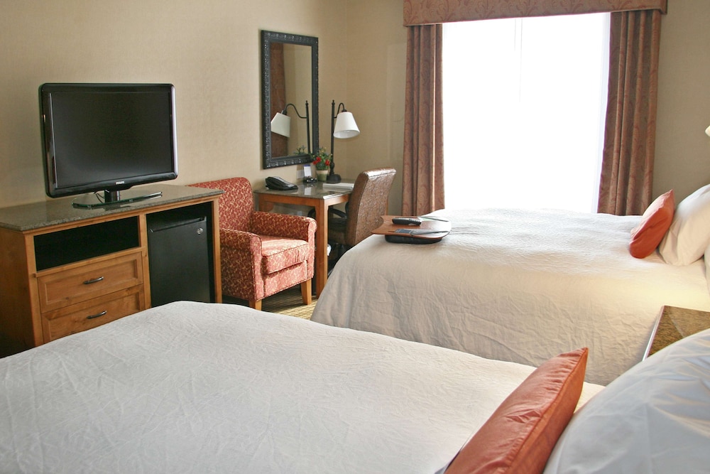 hampton inn and suites buffalo