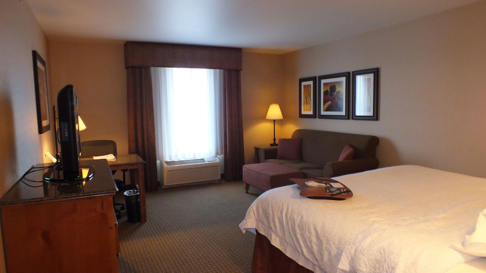 hampton inn and suites buffalo