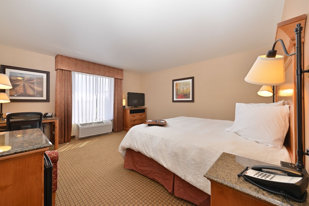 hampton inn and suites buffalo
