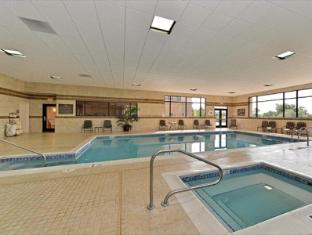 hampton inn and suites buffalo