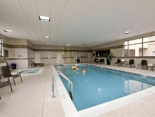 hampton inn and suites buffalo