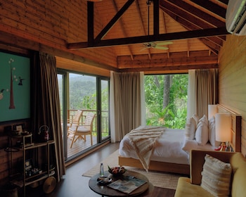 the postcard hideaway netravali