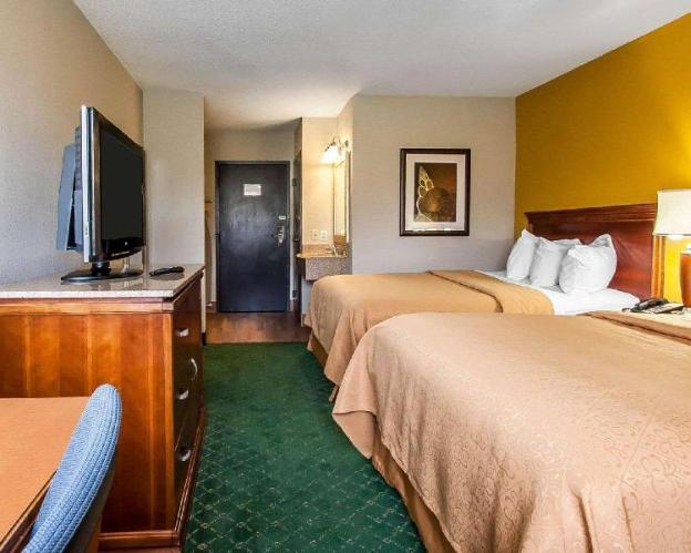 quality inn cairo i 57