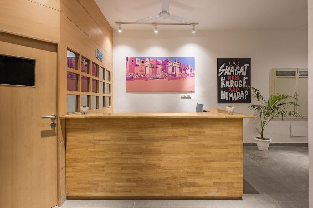 the hideaway bedzzz varanasi