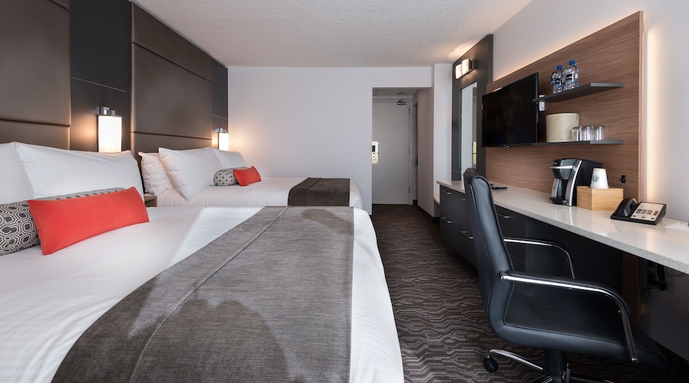 carriage house hotel and conference centre