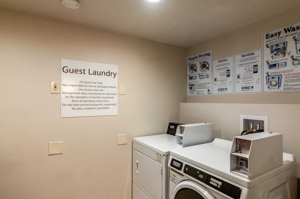 holiday inn express and suites camarillo by ihg