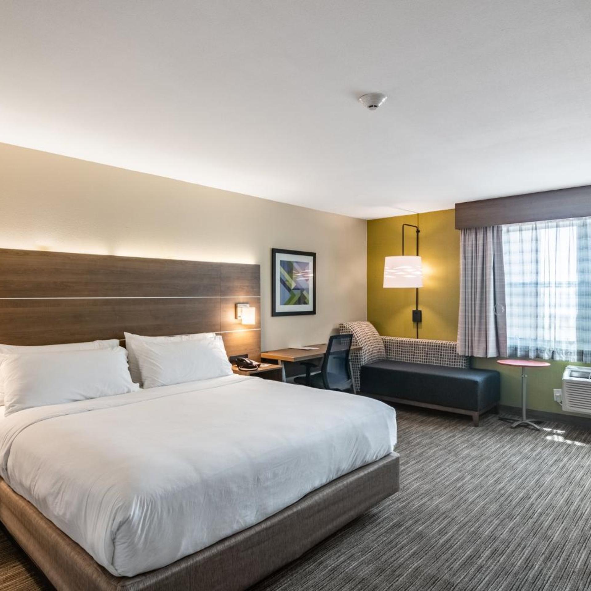 holiday inn express and suites camarillo by ihg