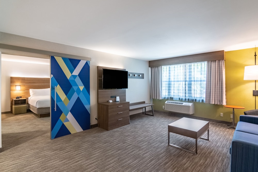 holiday inn express and suites camarillo by ihg
