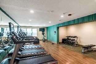 holiday inn express and suites camarillo by ihg