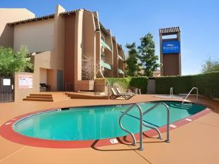 holiday inn express and suites camarillo by ihg