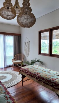 united colors of bali nature